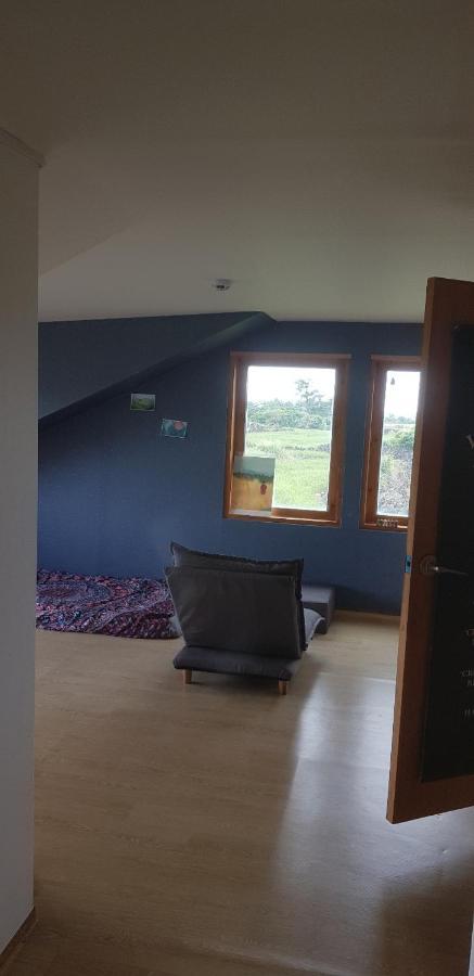 Warang Guesthouse Чеджу Екстериор снимка